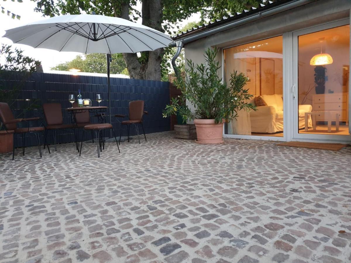 Ferienwohnung Lindenhof, Zentrumsnah Mit Terrasse Und Grillmoeglichkeit Magdeburg Exteriör bild