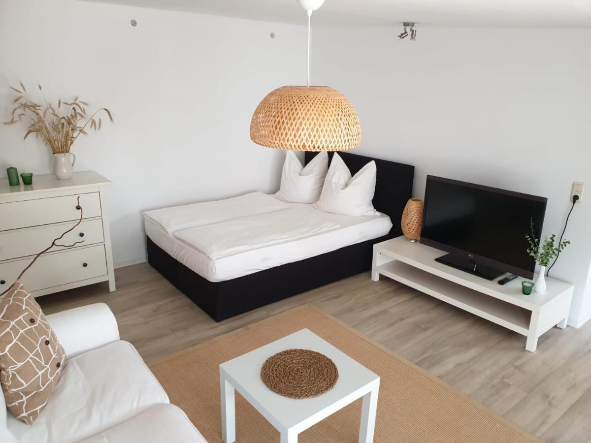 Ferienwohnung Lindenhof, Zentrumsnah Mit Terrasse Und Grillmoeglichkeit Magdeburg Exteriör bild